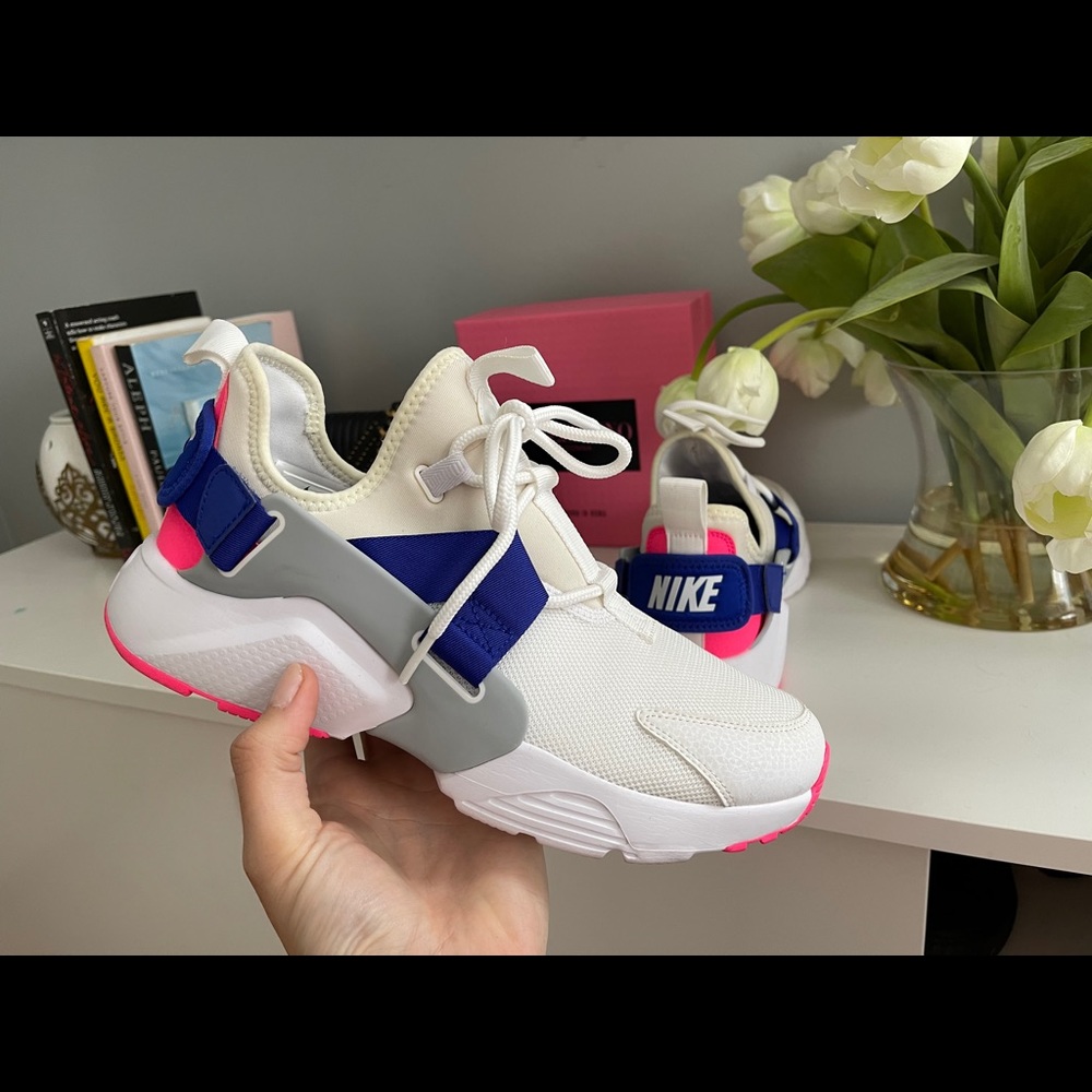 Nike air sneakers